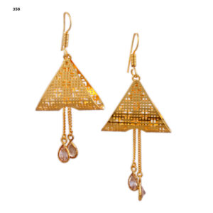 Folded light weight earings with stone
